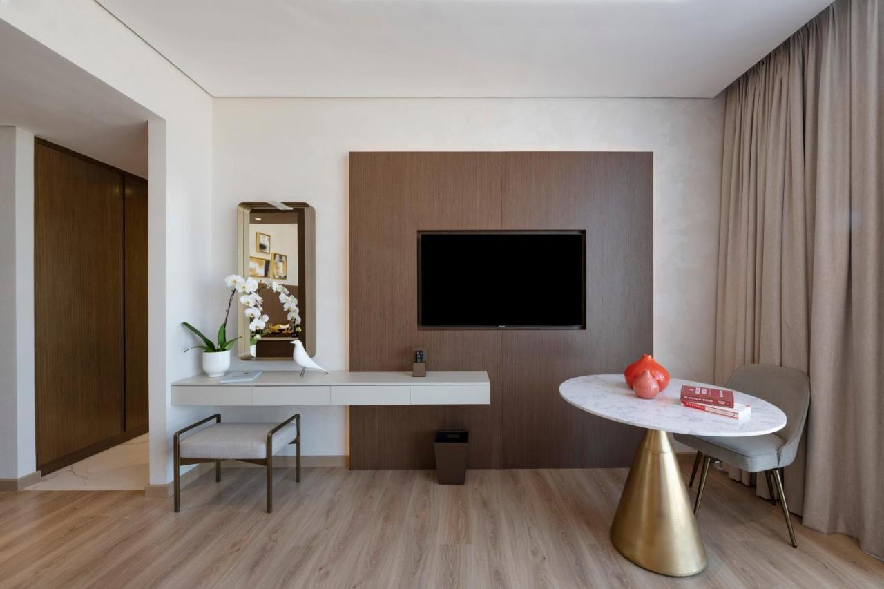 होटल Movenpick Jumeirah Village Triangle